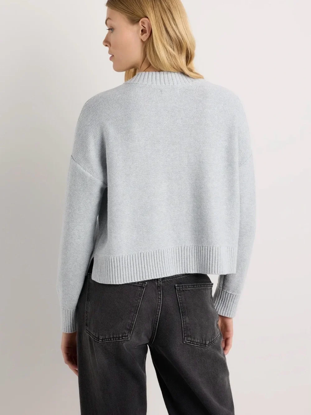 Quince 100% Organic Cotton Cropped Cardigan - Picture 3 of 8